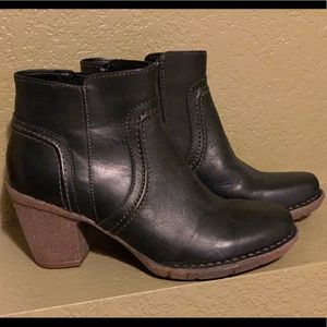 Clarks booties